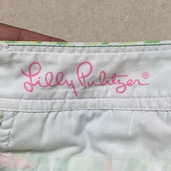 Lilly Pulitzer Shorts Women’s Size 6 Elephant Ear Print Buttercup Scallop Shorts - Picture 9 of 13